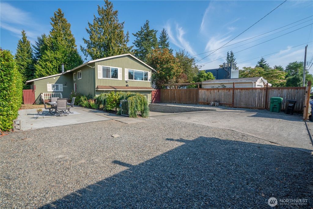 Photo of 7307 35th Avenue SW, Seattle, WA 98126 (MLS # 2418165)