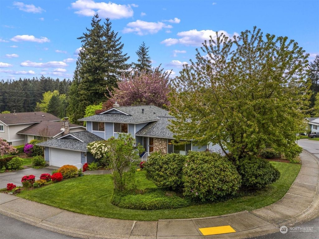 Photo of 14719 125th Avenue NE, Woodinville, WA 98072 (MLS # 2196787)