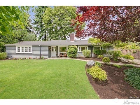 Photo of 10424 NE 17th Street, Bellevue, WA 98004 (MLS # 2567066)