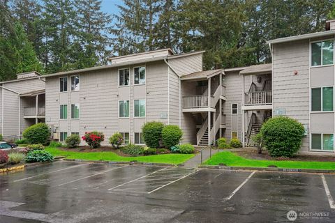 Photo of 33011 18th Place S #F106, Federal Way, WA 98003 (MLS # 2521651)