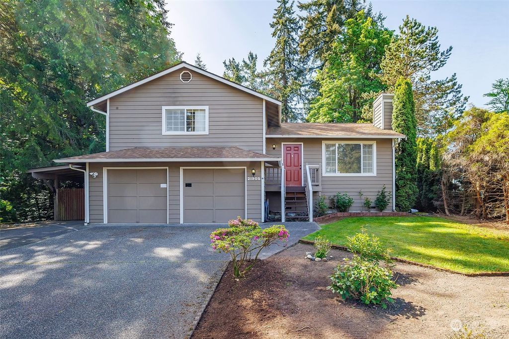 Photo of 21905 49th Place W, Mountlake Terrace, WA 98058 (MLS # 2238384)