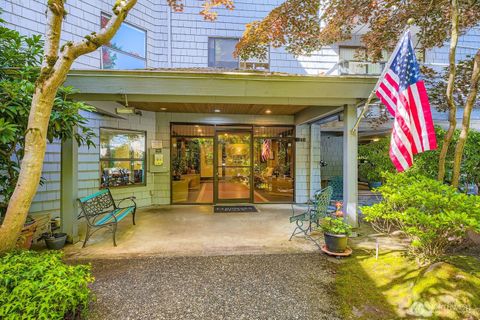 Photo of 7930 SE 34th Street #209, Mercer Island, WA 98040 (MLS # 2390848)