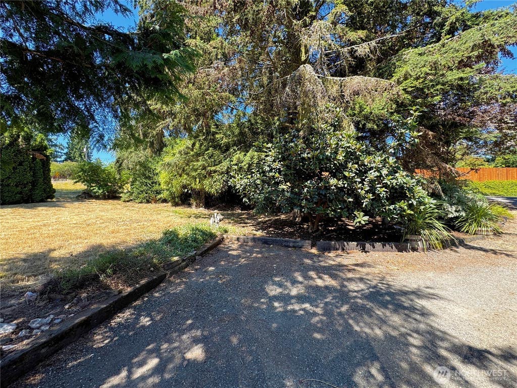 Photo of 3717 S 316th Street, Auburn, WA 98001 (MLS # 2566790)