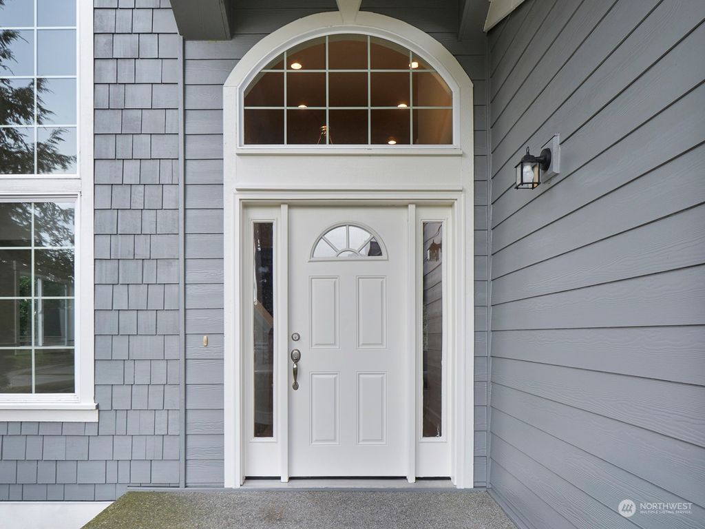 Photo of 31093 2nd Place SW, Federal Way, WA 98023 (MLS # 2325113)