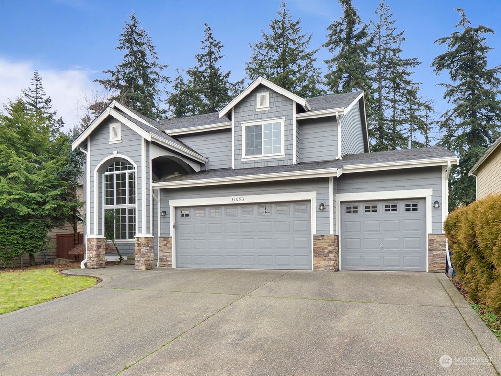 Photo of 31093 2nd Place SW, Federal Way, WA 98023 (MLS # 2325113)