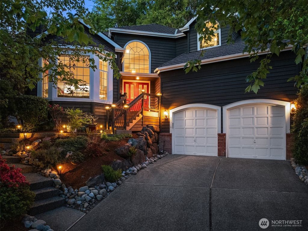Photo of 15214 102nd Avenue NE, Bothell, WA 98011 (MLS # 2398643)