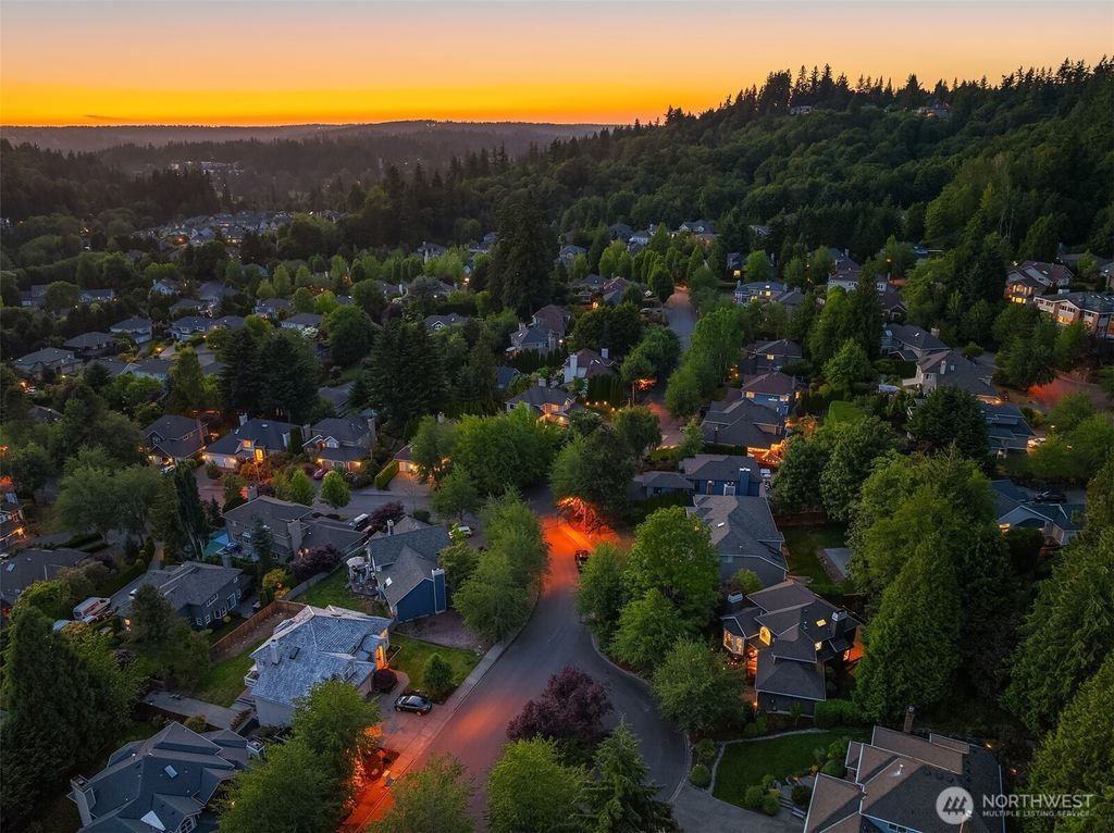 Photo of 15214 102nd Avenue NE, Bothell, WA 98011 (MLS # 2398643)