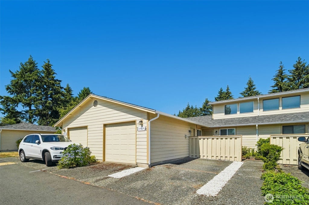 Photo of 24934 110th Place SE #5B, Kent, WA 98030 (MLS # 2551389)