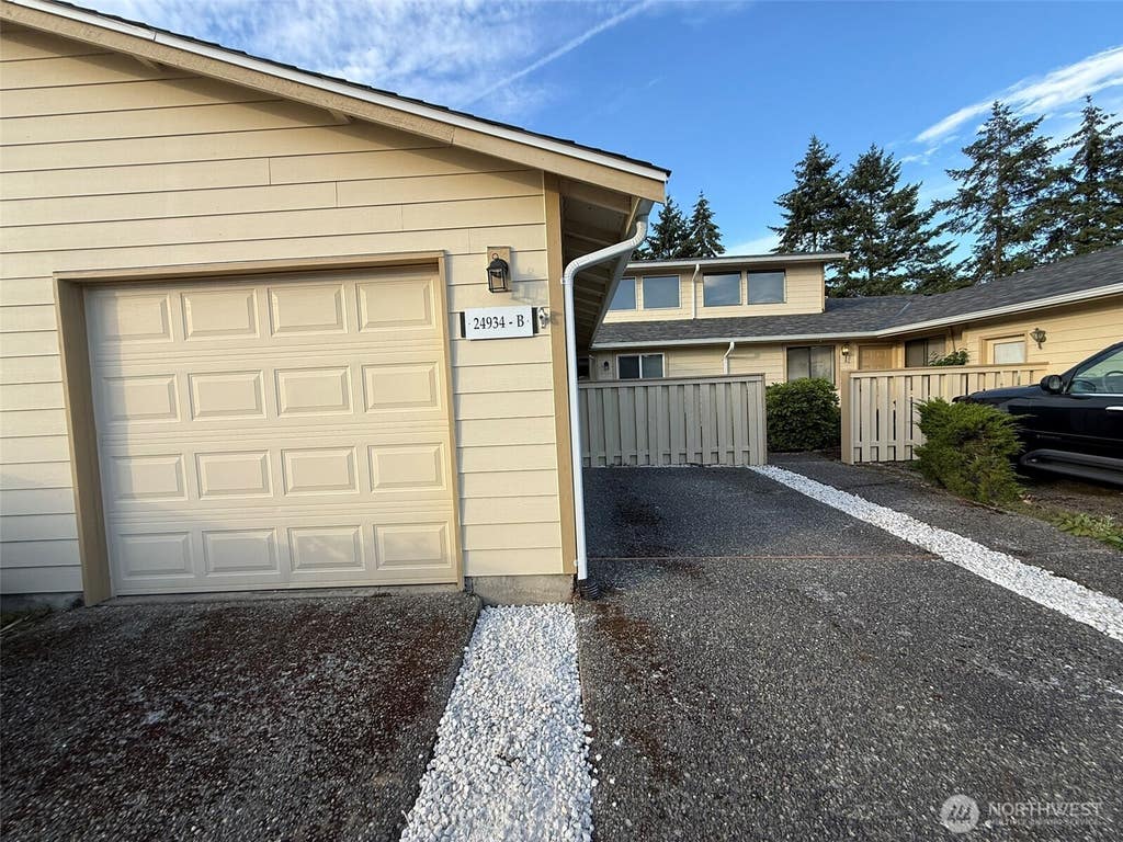 Photo of 24934 110th Place SE #5B, Kent, WA 98030 (MLS # 2551389)
