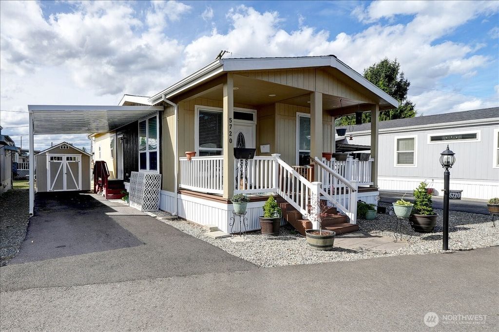 Photo of 5720 113th Avenue E #75, Puyallup, WA 98372 (MLS # 2517842)