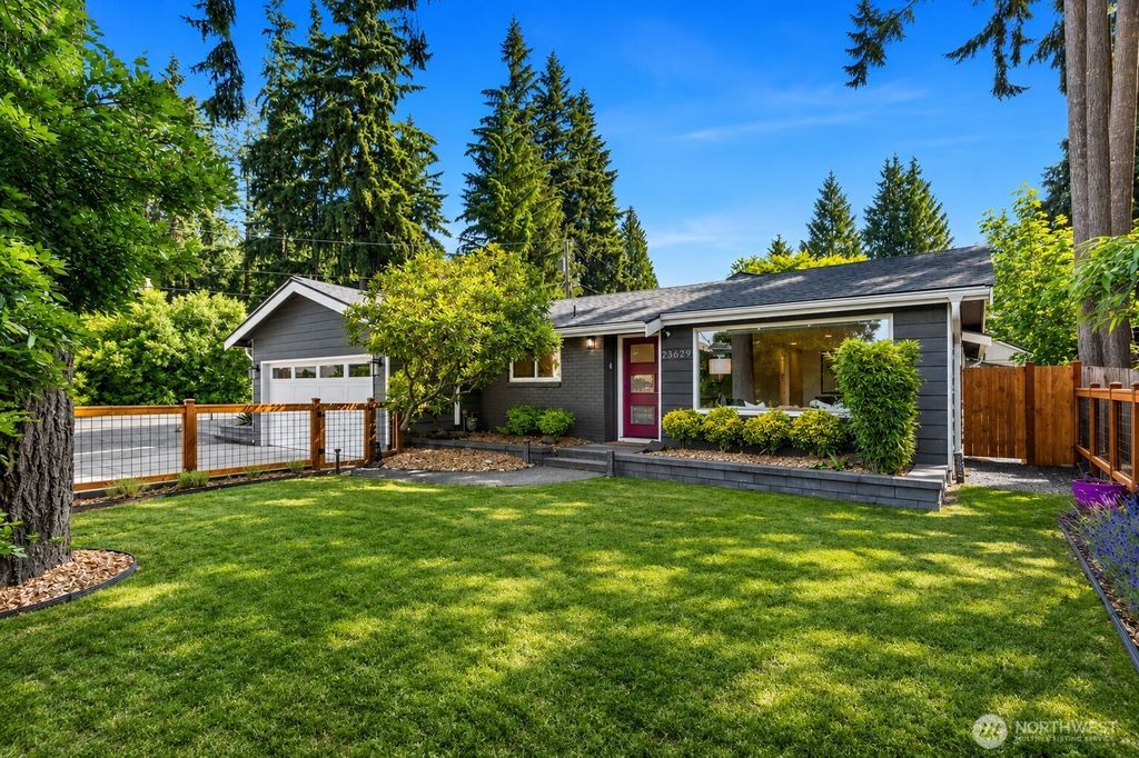 Photo of 23629 45th Avenue SE, Bothell, WA 98021 (MLS # 2552779)