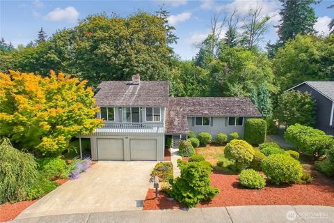 Photo of 31532 36th Avenue SW, Federal Way, WA 98023 (MLS # 2433625)