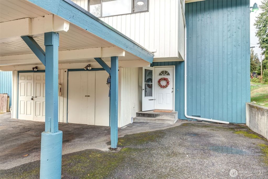 Photo of 1912 75th Street SE, Everett, WA 98203 (MLS # 2439953)