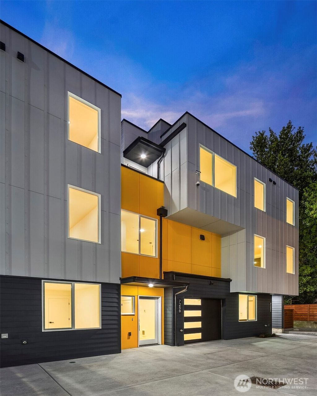 Photo of 725 18th Avenue #B, Seattle, WA 98122 (MLS # 2415952)