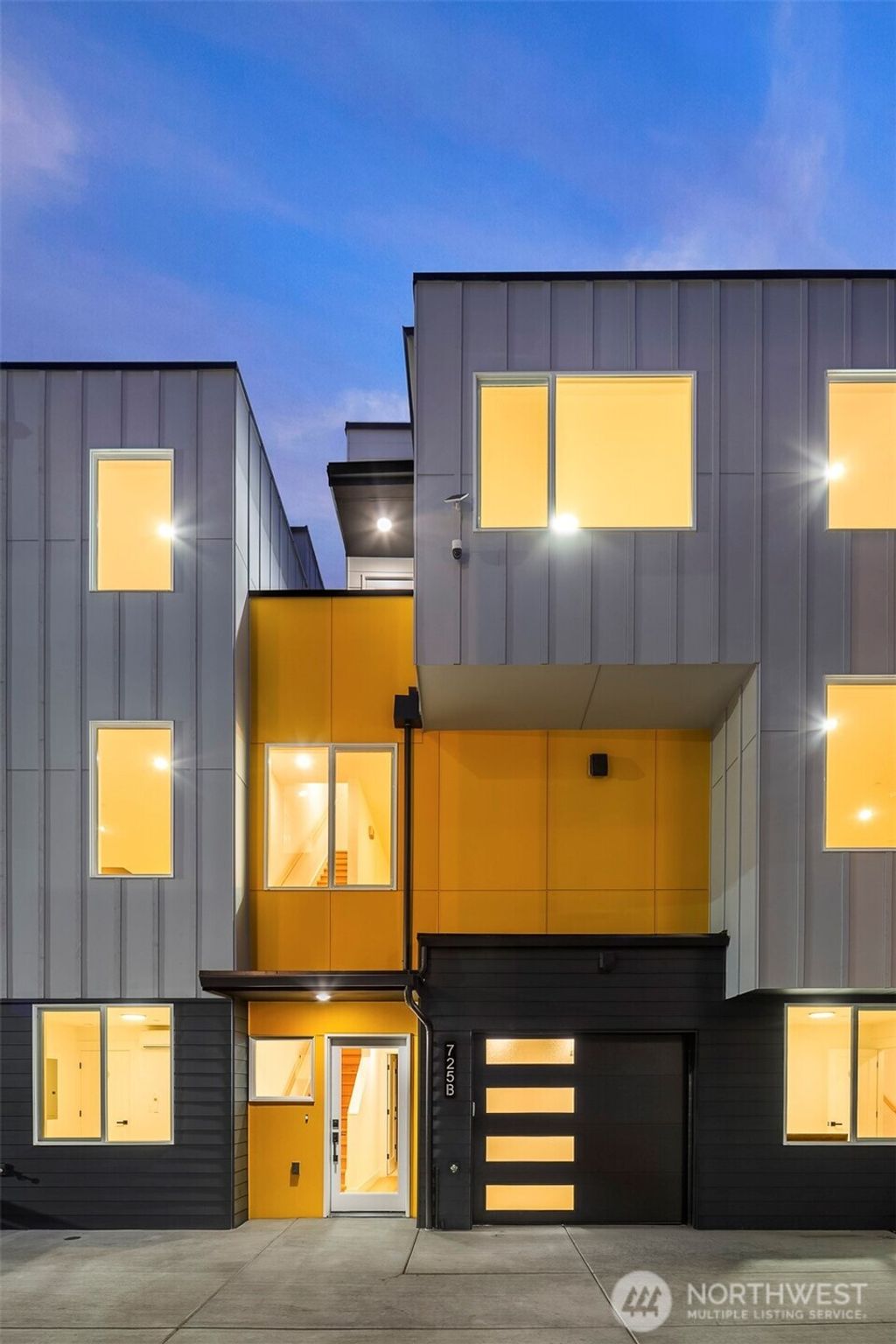 Photo of 725 18th Avenue #B, Seattle, WA 98122 (MLS # 2415952)