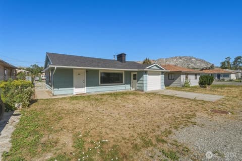 Photo of 607 S 1st Street, Brewster, WA 98812 (MLS # 2545051)