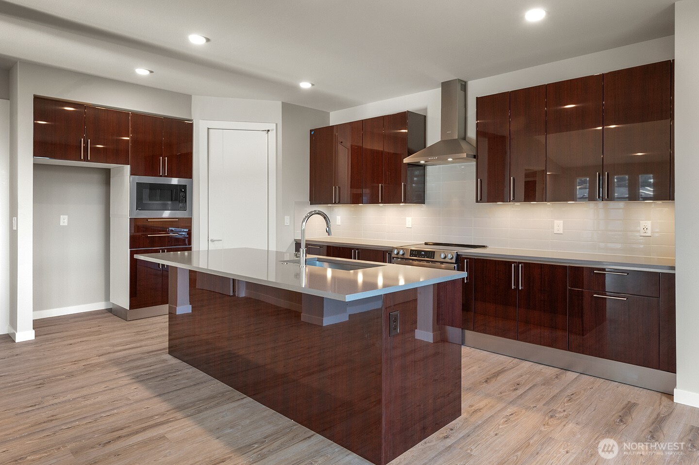 17717 142nd Avenue E 17