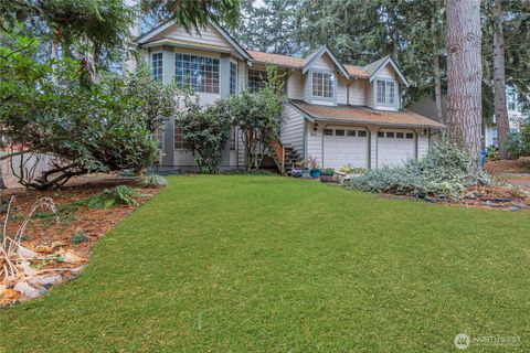 Photo of 9520 175th Street Ct E, Puyallup, WA 98375 (MLS # 2449037)