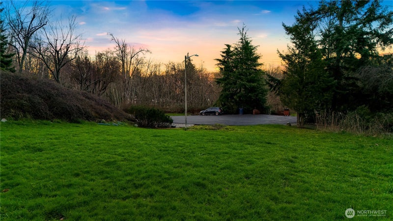 927 Grennan Place