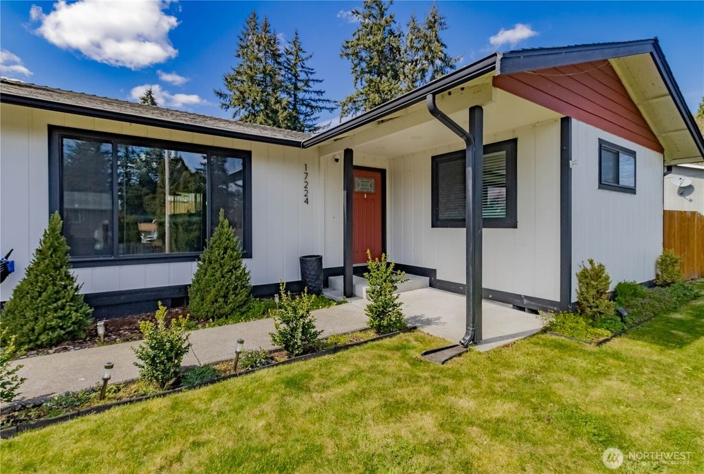 Photo of 17224 E 10th Ave Ave, Spanaway, WA 98387 (MLS # 2502084)