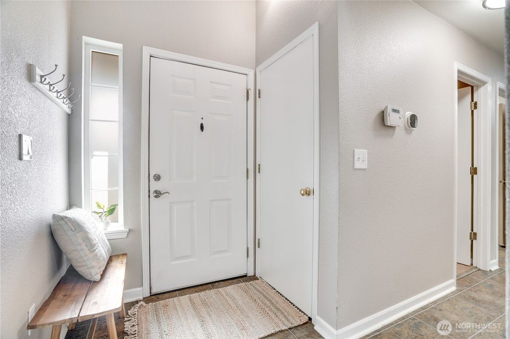 Photo of 7615 S Junett Street, Tacoma, WA 98409 (MLS # 2498493)