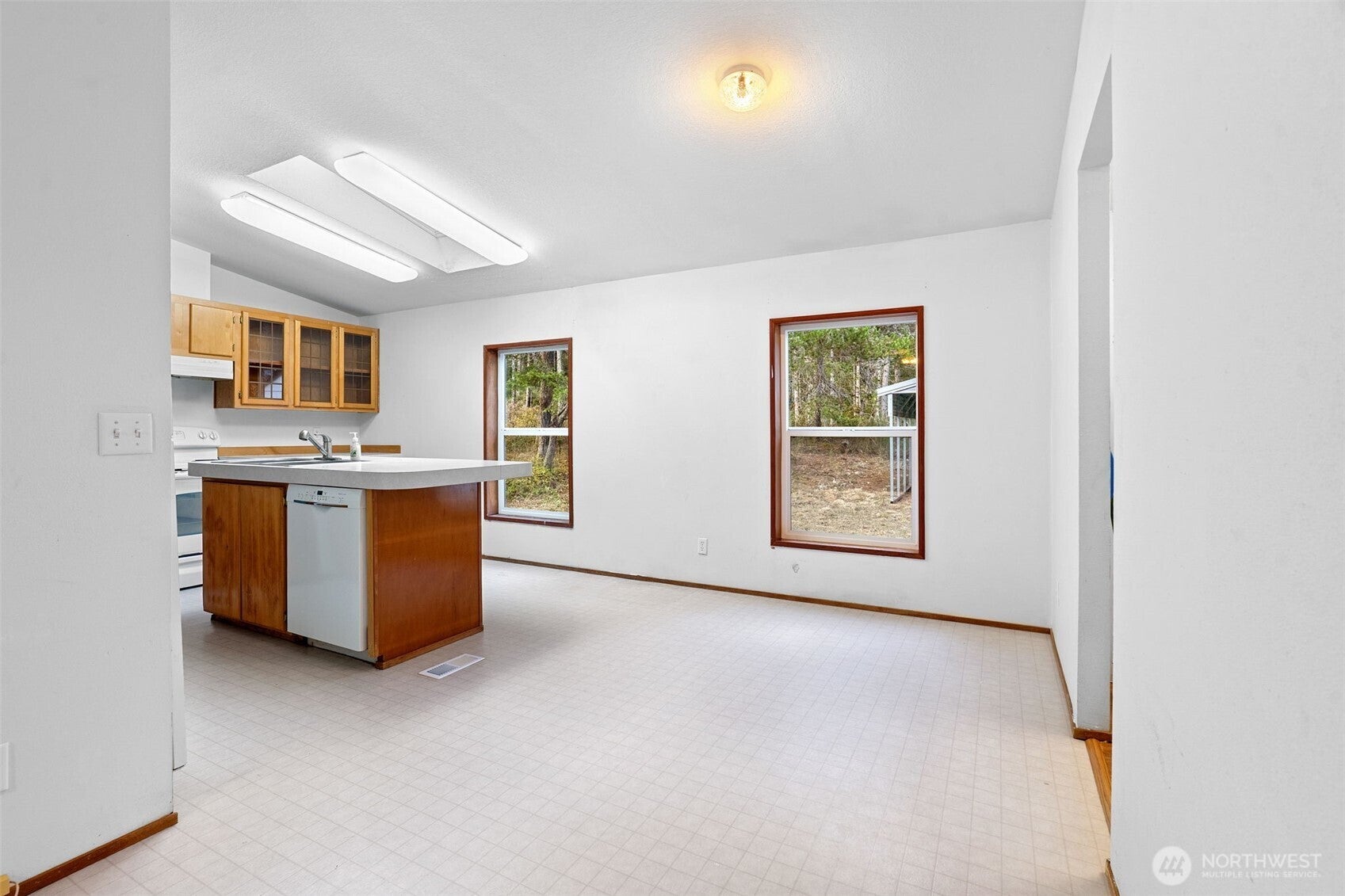 261 E Pinedirosa Road