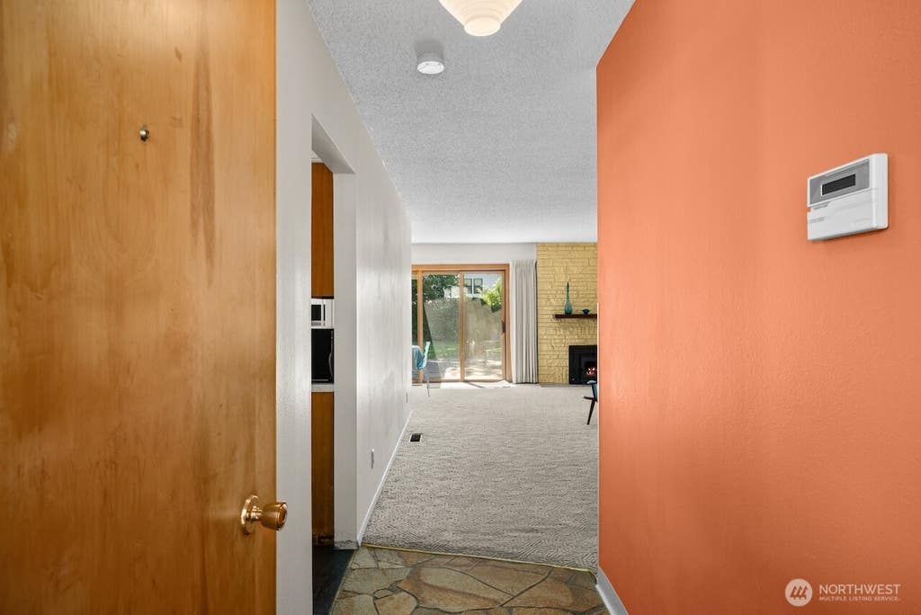 Photo of 1116 E 1st Avenue, Ellensburg, WA 98926 (MLS # 2536707)