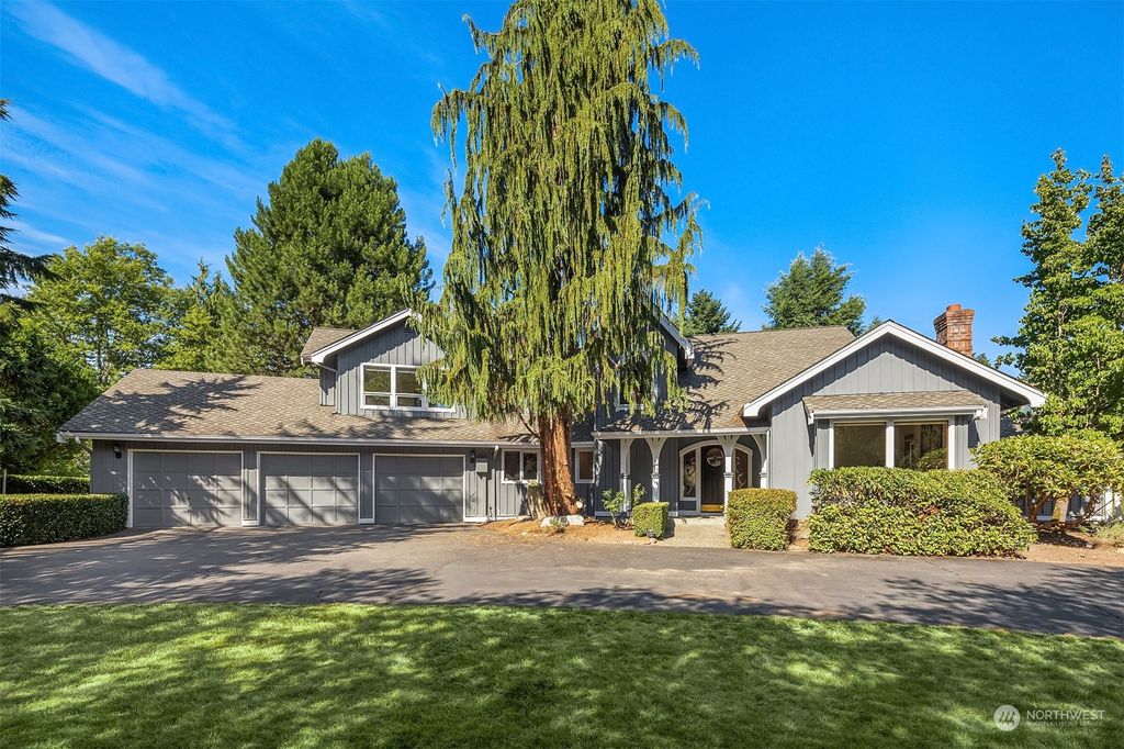 Photo of 14246 157th Place NE, Woodinville, WA 98072 (MLS # 2144422)