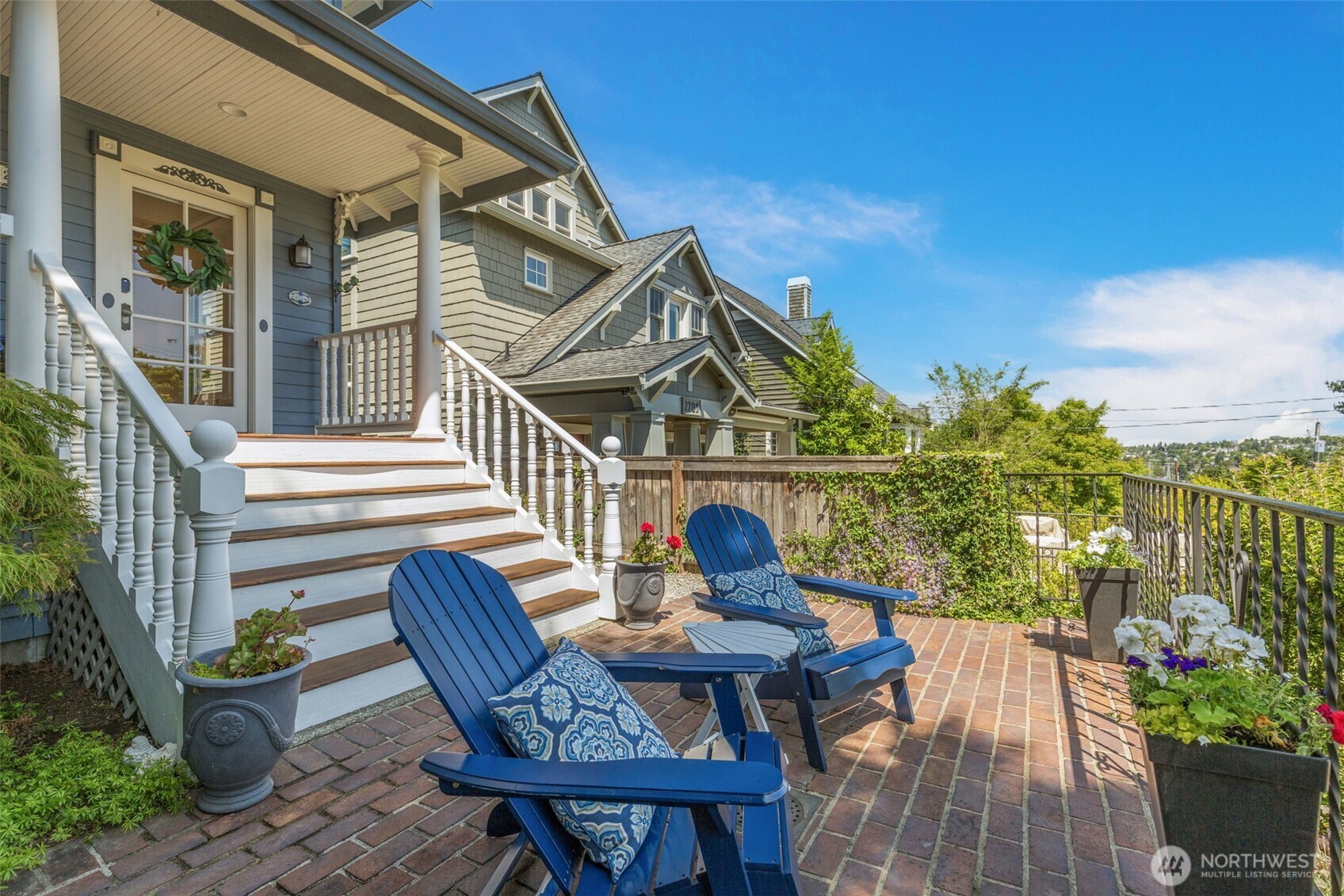 2707 4th Avenue W