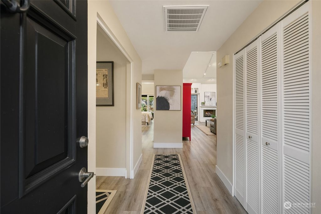 Photo of 114 143rd Place NE, Bellevue, WA 98007 (MLS # 2136511)