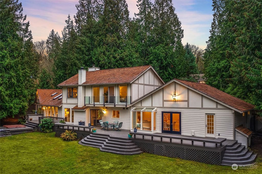 Photo of 19716 SE 17th Street, Sammamish, WA 98075 (MLS # 2041527)