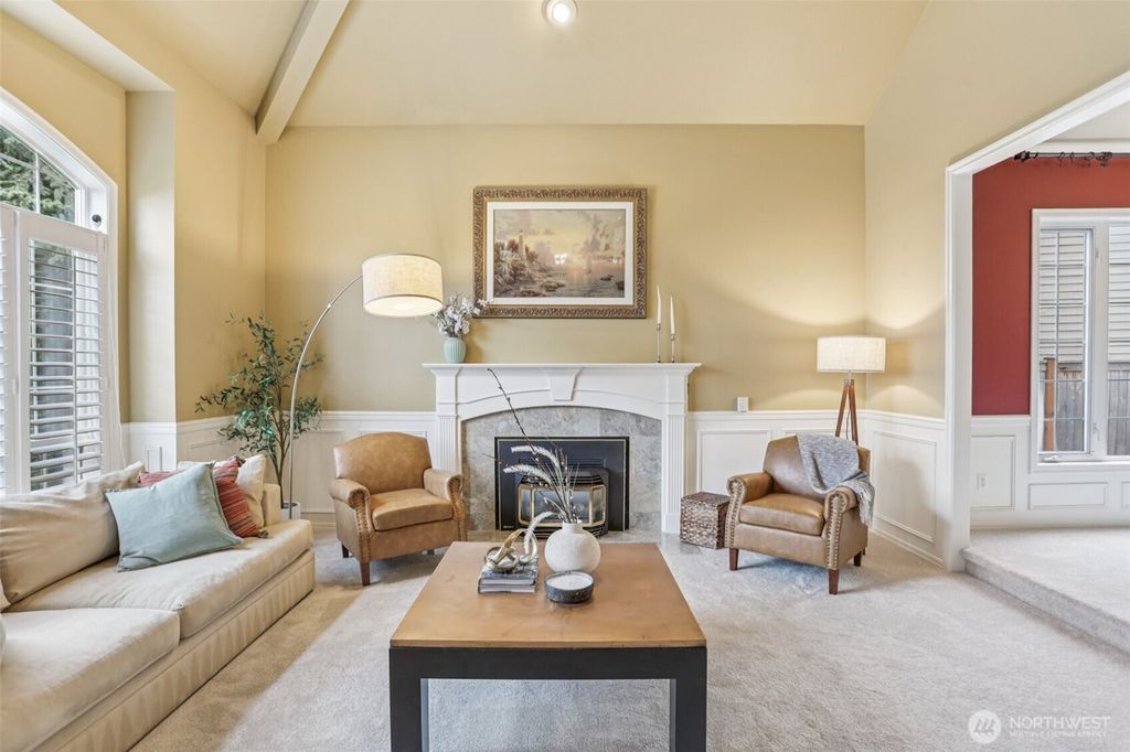 Photo of 26703 SE 18th Street, Sammamish, WA 98075 (MLS # 2425162)