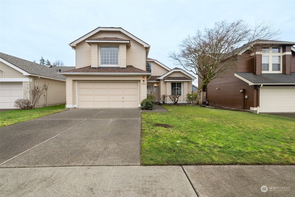 Photo of 13933 SE 274th Street, Kent, WA 98042 (MLS # 2194547)