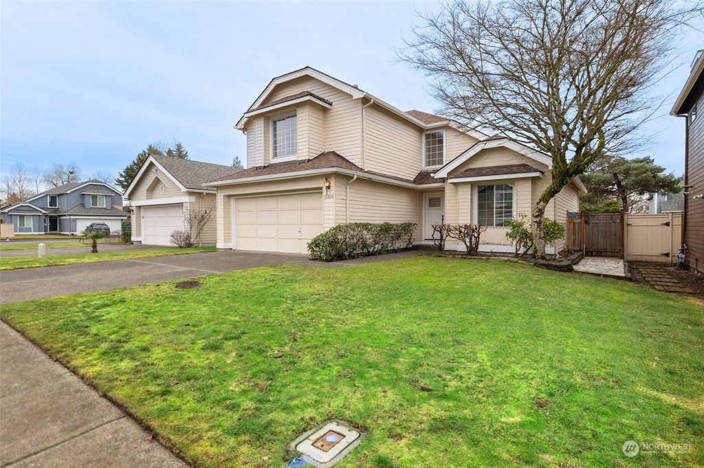 Photo of 13933 SE 274th Street, Kent, WA 98042 (MLS # 2194547)