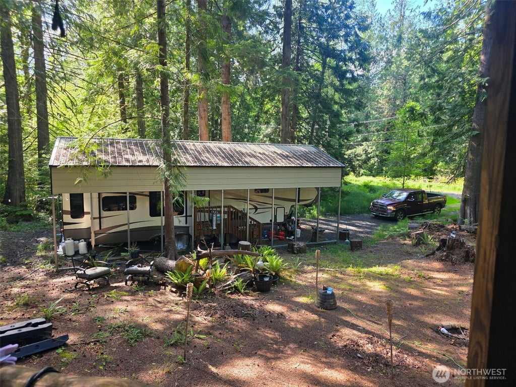 Photo of 71 E Lakeshore Drive E, Shelton, WA 98584 (MLS # 2542174)
