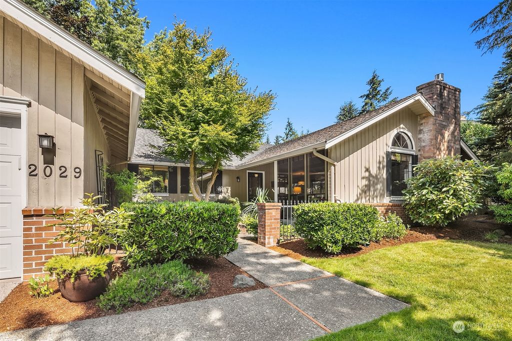 Photo of 2029 160th Place SE, Mill Creek, WA 98012 (MLS # 2275331)
