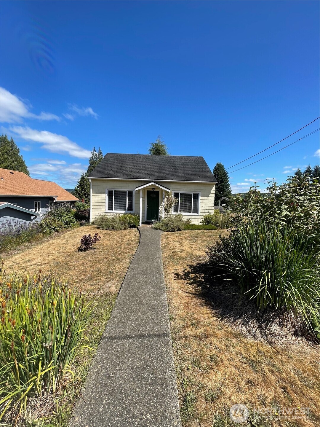 1143 Ballentine Street