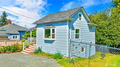 Photo of 7708 35th Avenue S, Seattle, WA 98118 (MLS # 2527749)