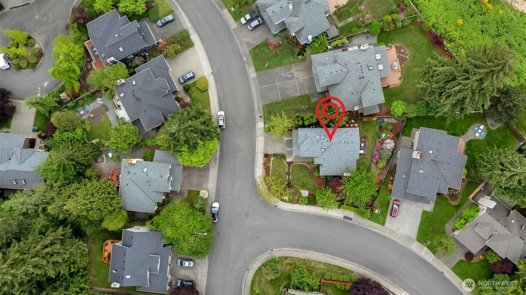 Photo of 13727 NE 93rd Court, Redmond, WA 98052 (MLS # 2376447)