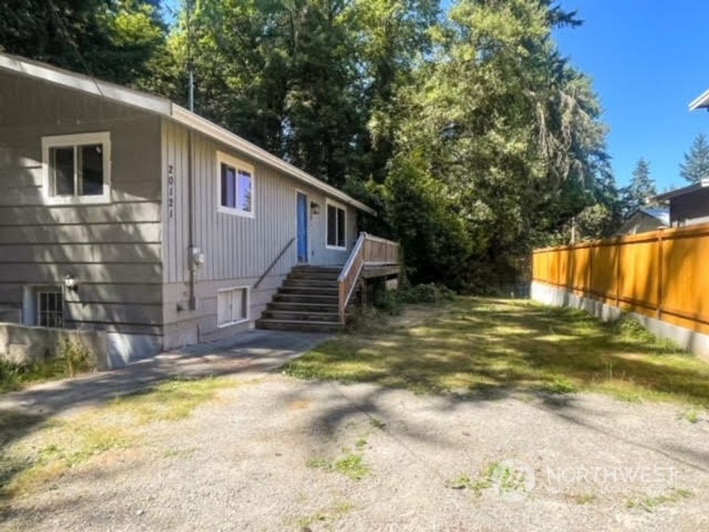 Photo of 20121 1st Avenue S, Normandy Park, WA 98198 (MLS # 2140581)