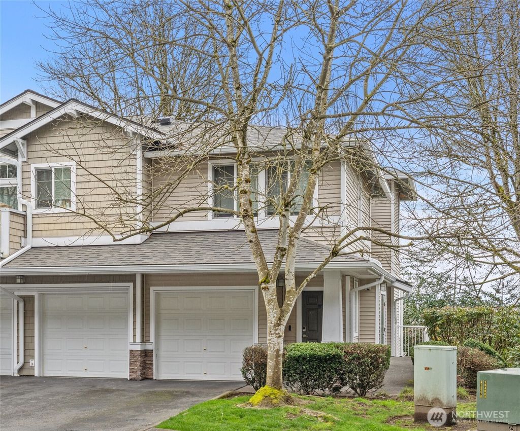 Photo of 21430 40th Place S #G, SeaTac, WA 98198 (MLS # 2498725)