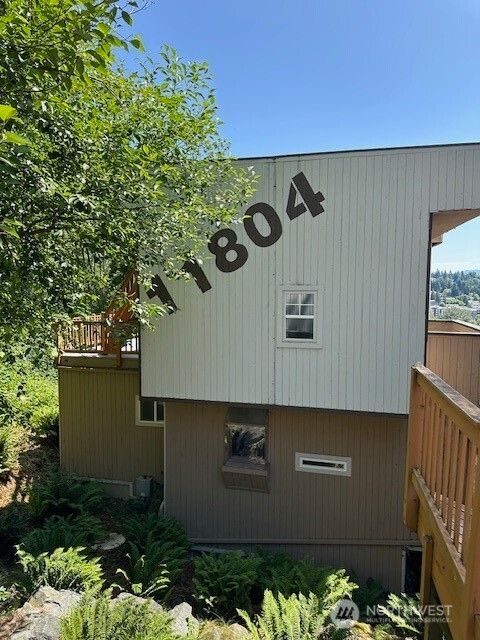 11804 90th Avenue NE Kirkland WA 98034