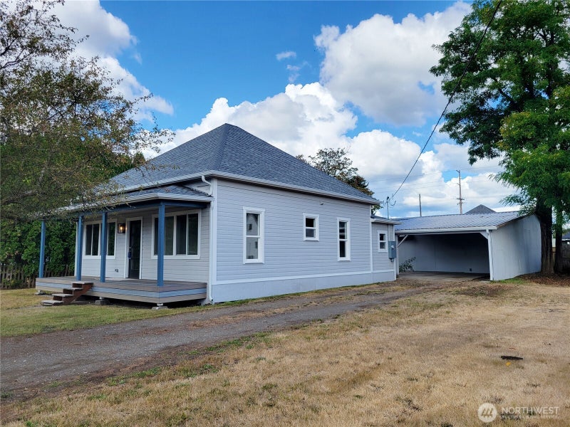606 W Market Street