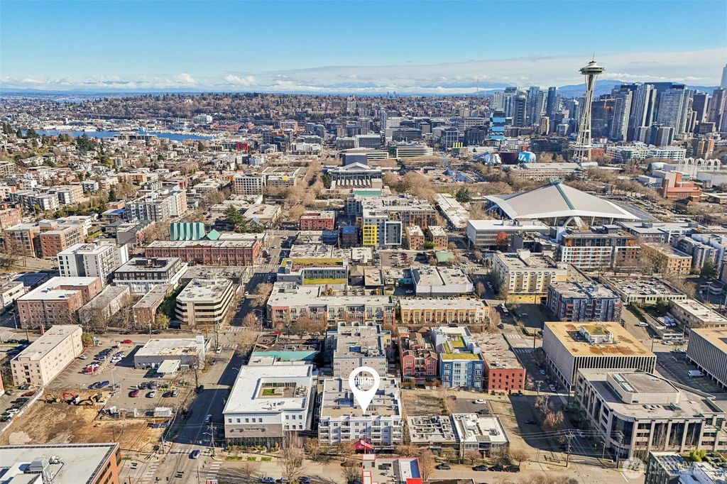 Photo of 520 2nd Avenue W #409, Seattle, WA 98119 (MLS # 2529740)
