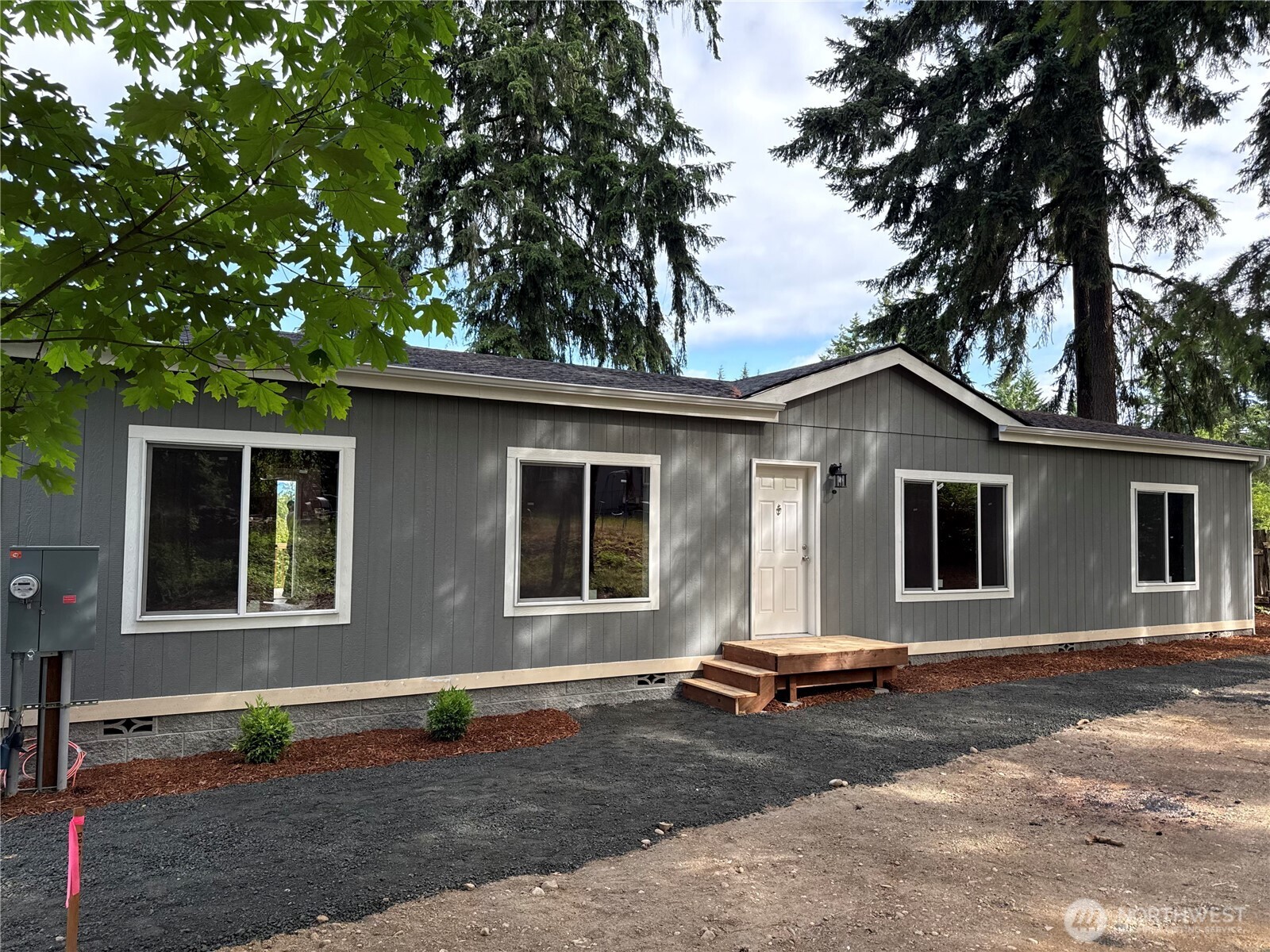 31 NE Sail Loft Court