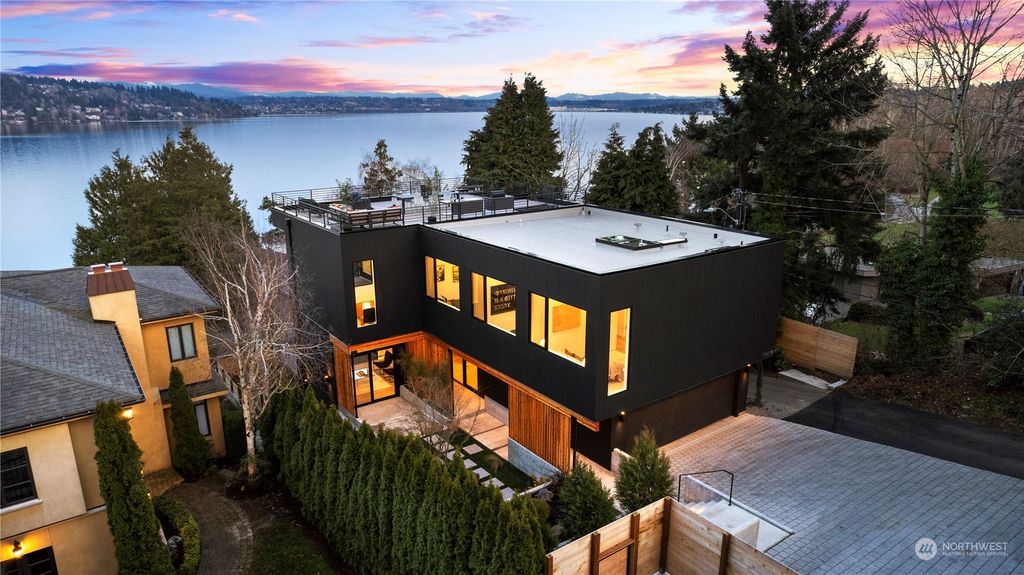 Photo of 7922 1/2 Seward Park Avenue S, Seattle, WA 98118 (MLS # 2276107)