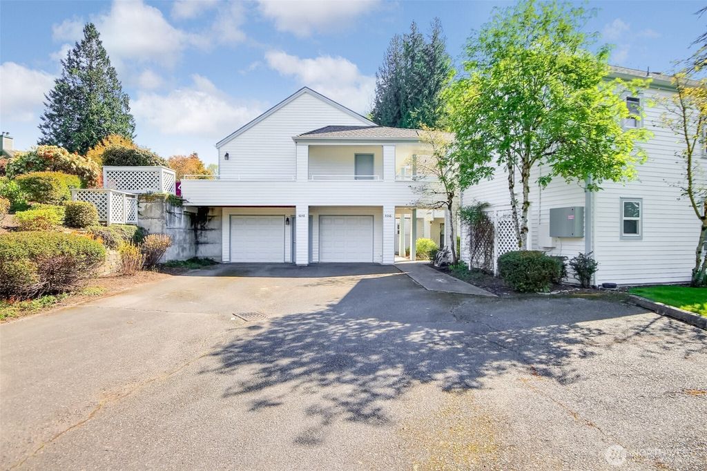 Photo of 4046 220th Place SE #1132, Issaquah, WA 98029 (MLS # 2359066)