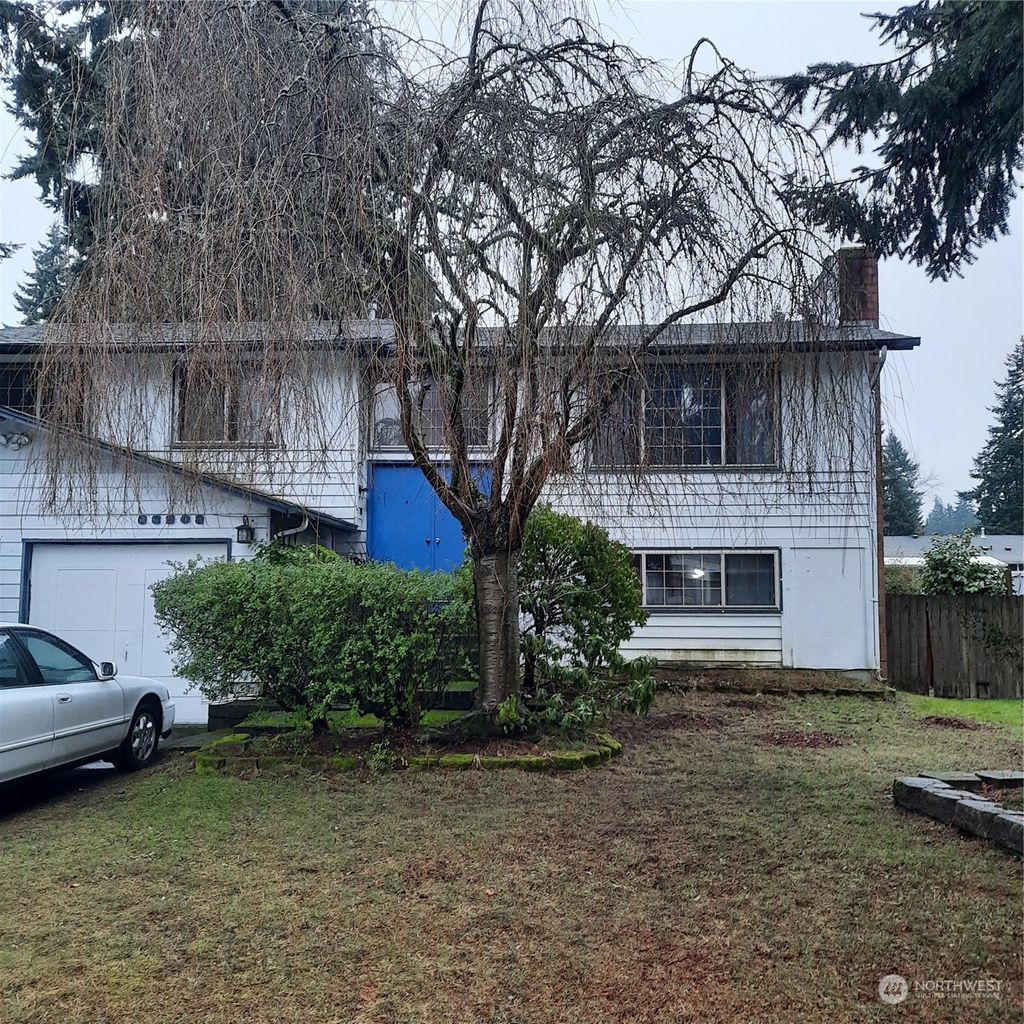 Photo of 33808 36th Avenue SW, Federal Way, WA 98023 (MLS # 2191449)
