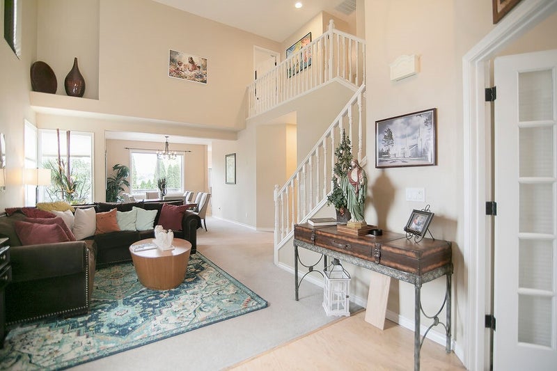 2609 NW 37th Avenue
