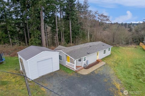 2006 E 4th Avenue, Port Angeles, WA 98362 - MLS#: 2345129